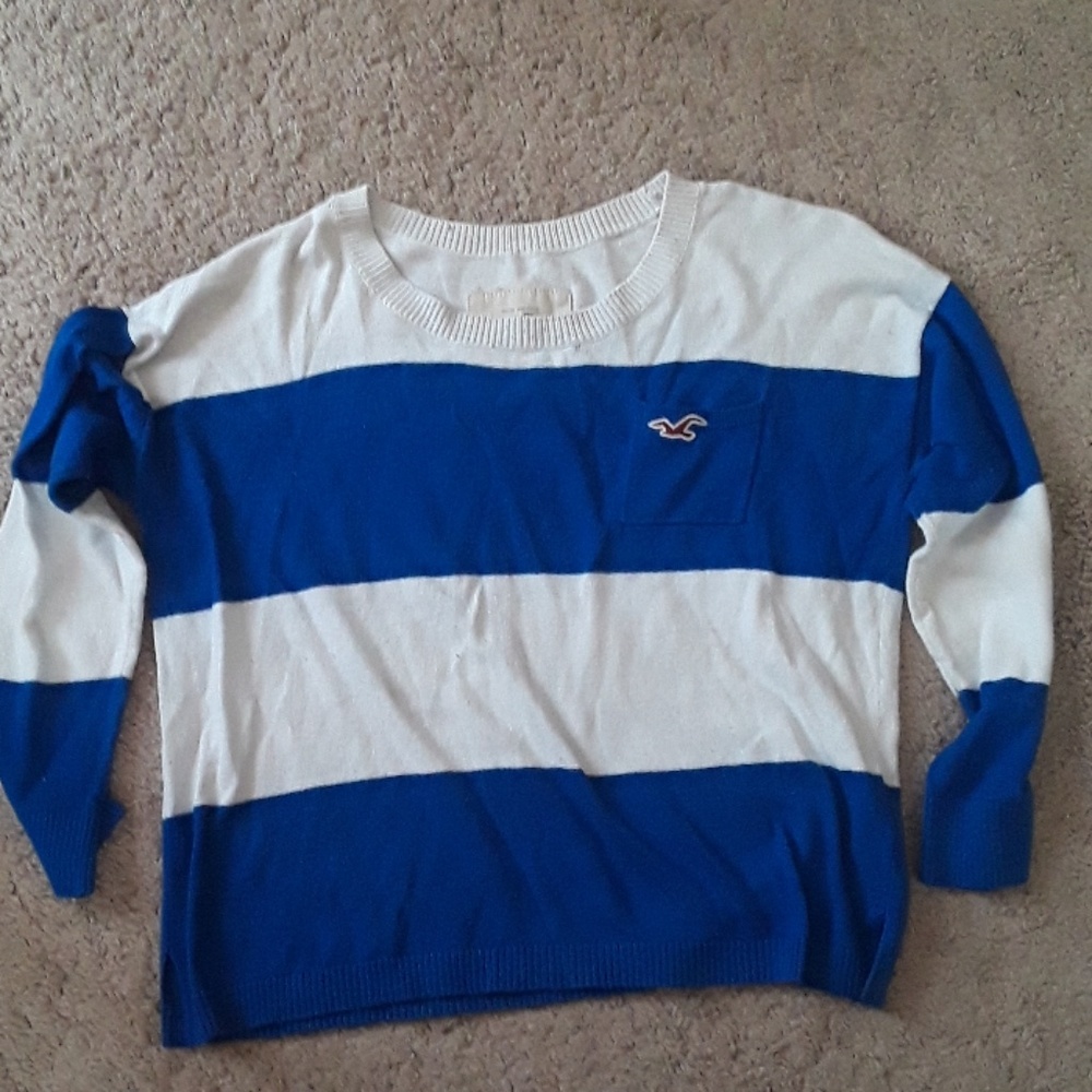 Hollister sweater